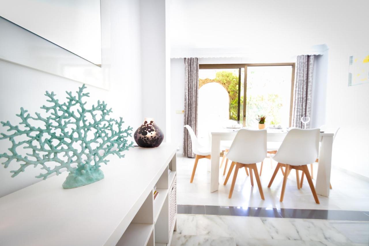 Marbella Banus Suites - Golden Beach Marbella Suite Bagian luar foto