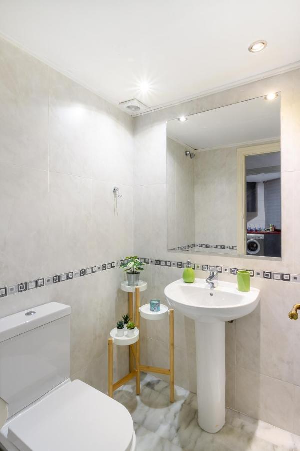 Marbella Banus Suites - Golden Beach Marbella Suite Bagian luar foto