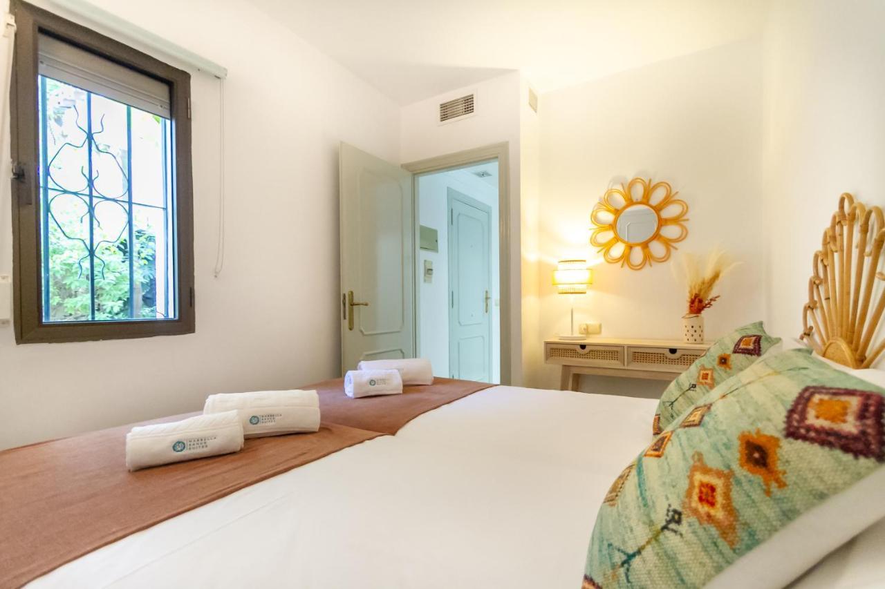 Marbella Banus Suites - Golden Beach Marbella Suite Bagian luar foto