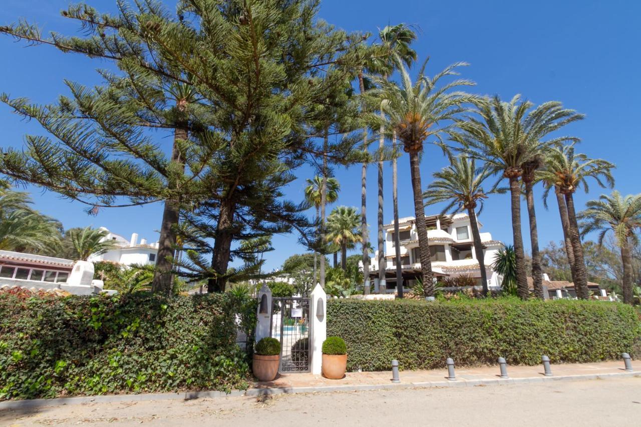 Marbella Banus Suites - Golden Beach Marbella Suite Bagian luar foto